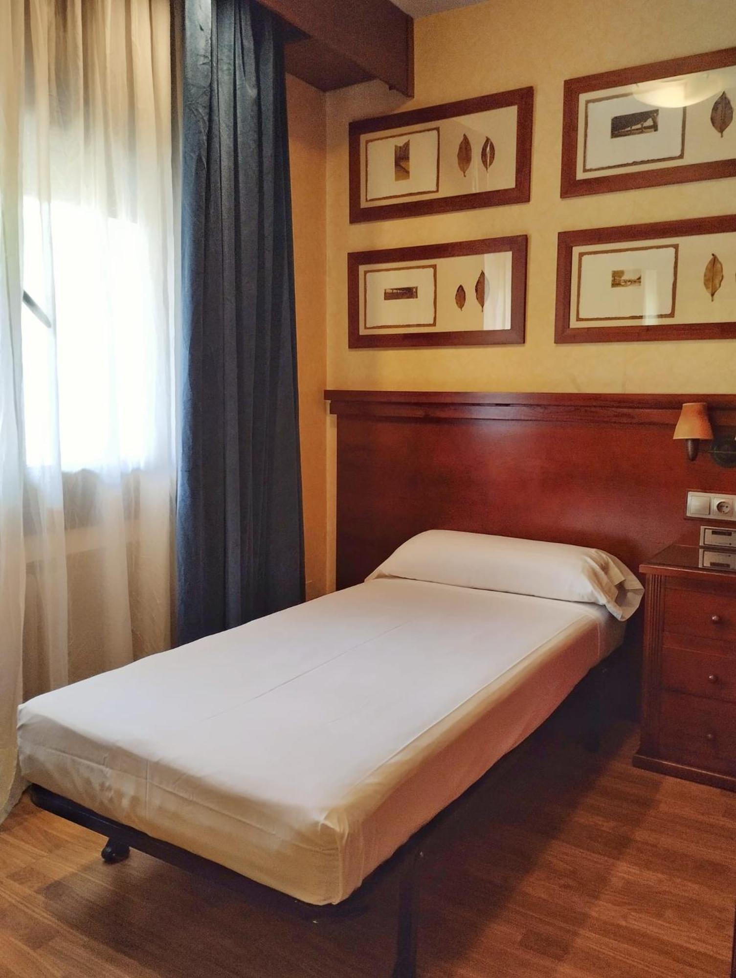 Hostal Los Infantes Olvega Extérieur photo