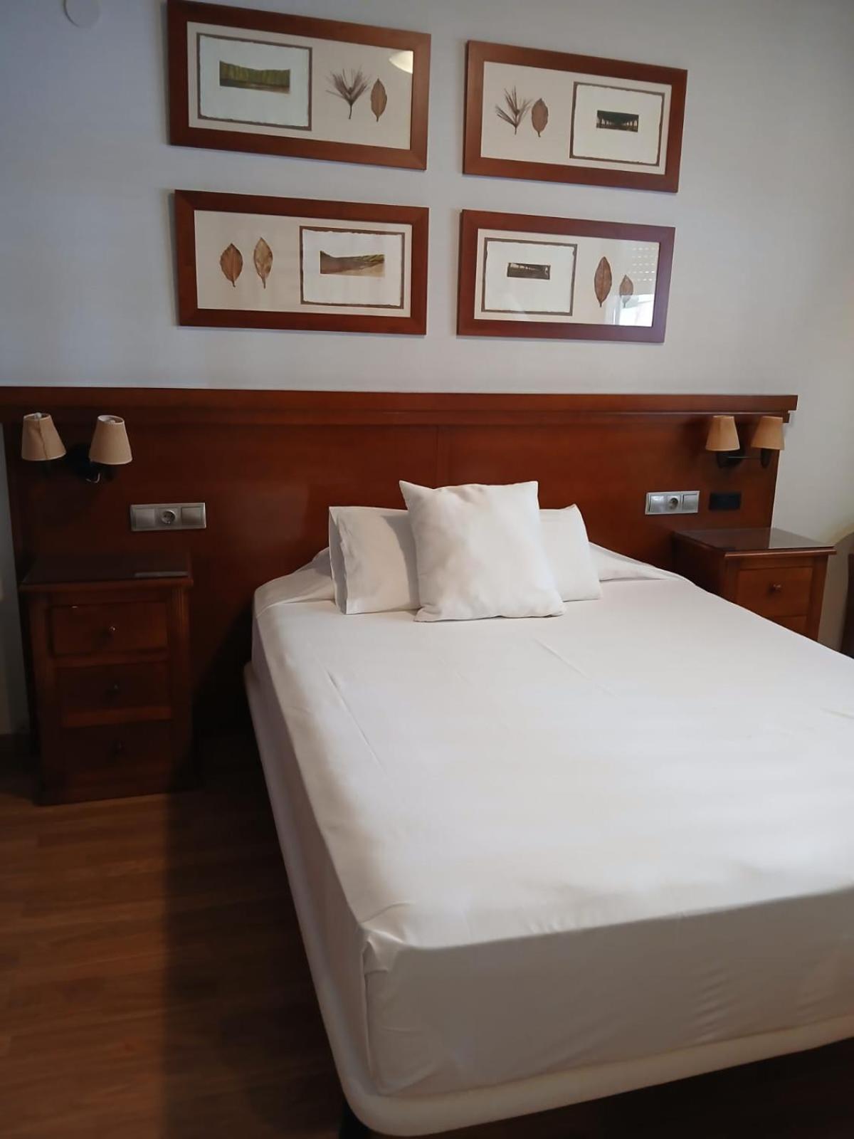 Hostal Los Infantes Olvega Extérieur photo