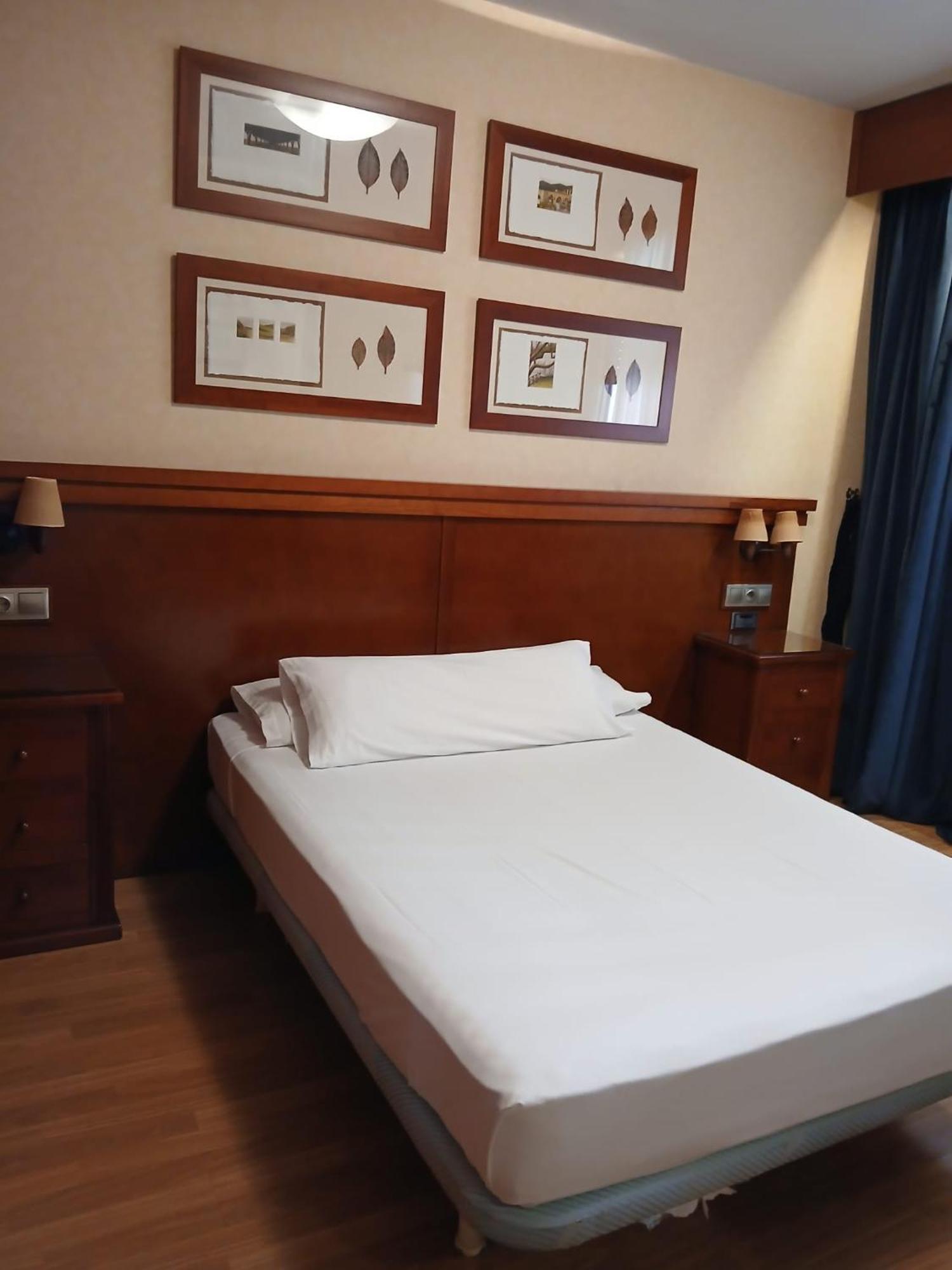 Hostal Los Infantes Olvega Extérieur photo